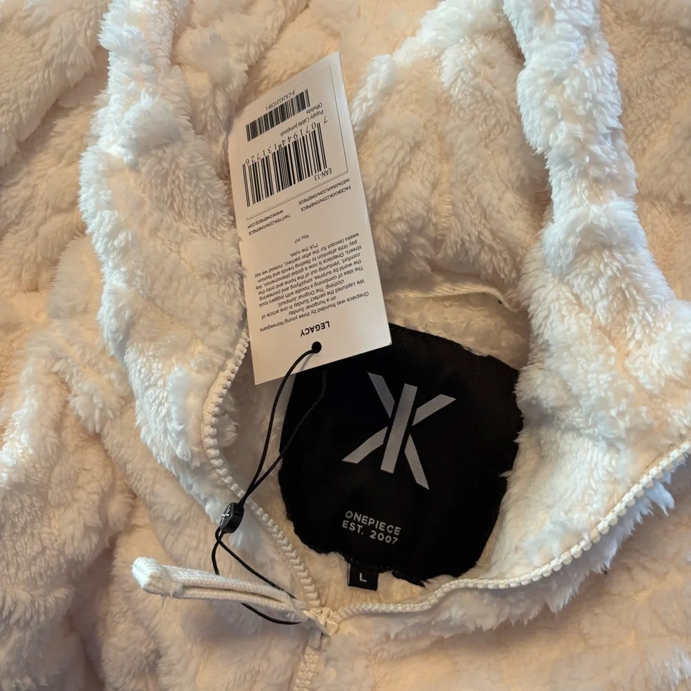 New Onepiece women’s puppy cable jumpsuit offwhite size large - Picture 5 of 6